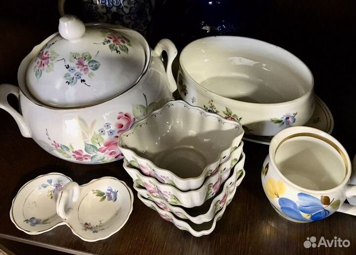 Фарфоровые наборы в ассортименте