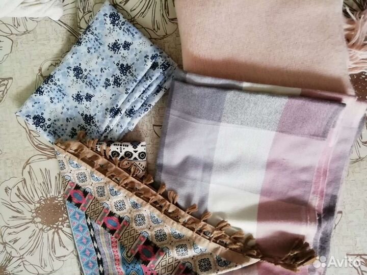 Шарфы и палантины