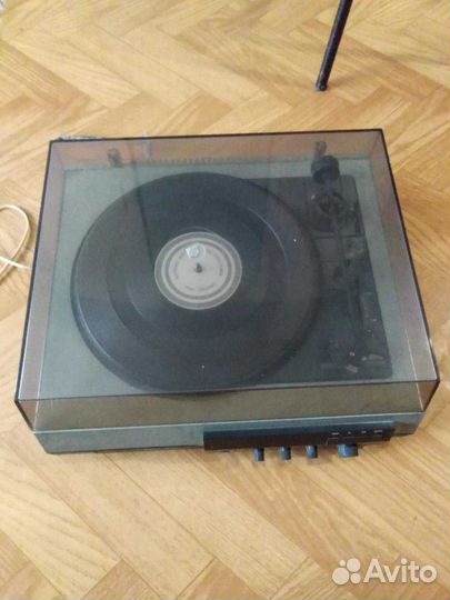 Продаю Сонет в нормальном состоянии, возможен торг