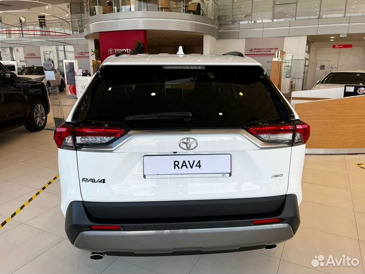 Toyota RAV4 2.0 CVT, 2024