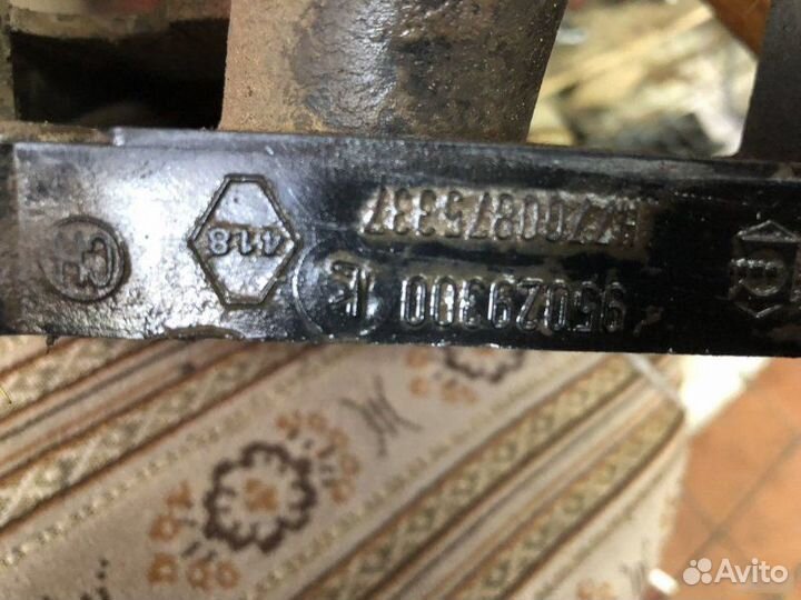 Коллектор впускной Renault Clio