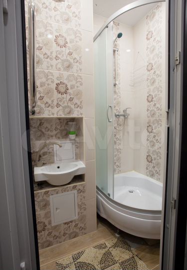 Комната 17 м² в 4-к., 1/14 эт.