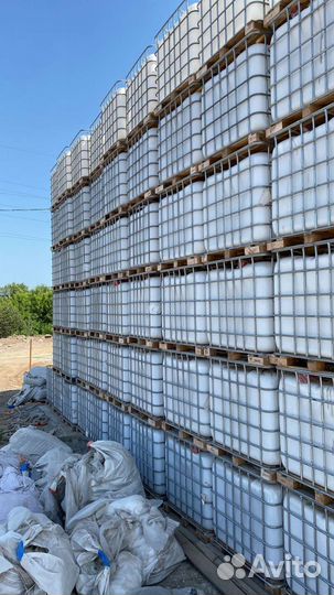 Еврокуб б/у белый, кубовая емкость 1000 л