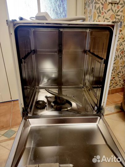 Посудомоечная машина пмм siemens SE66590EU