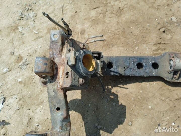 Балка подмоторная Mitsubishi Pajero 3 3.5 2003