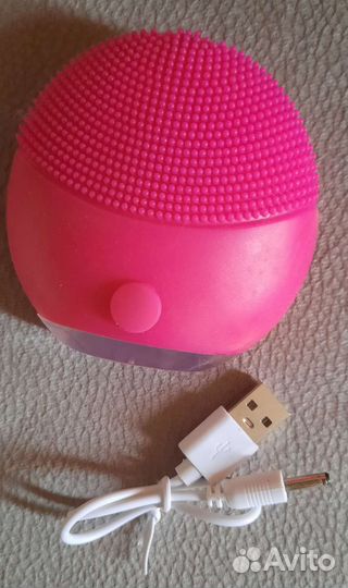 Щетка для очищения лица