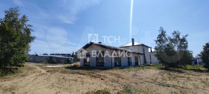 Дом 100 м² на участке 7,7 сот.