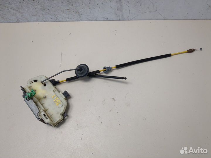 Замок двери Ford Explorer, 2013