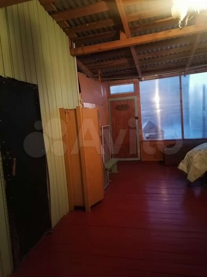 Дом 61 м² на участке 5 сот.