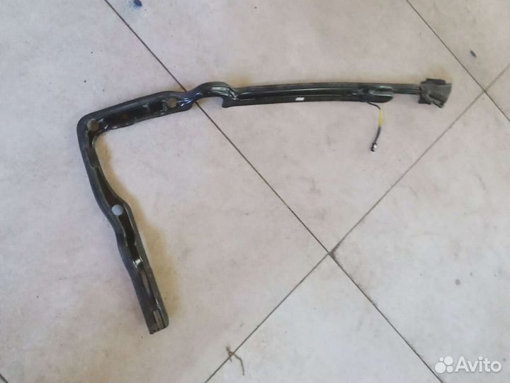 Датчик положения багажника Toyota Land Cruiser 200