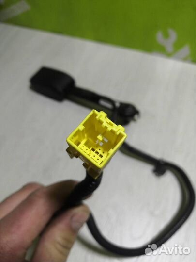 Ответная часть ремня безопасности Киа Оптима 3