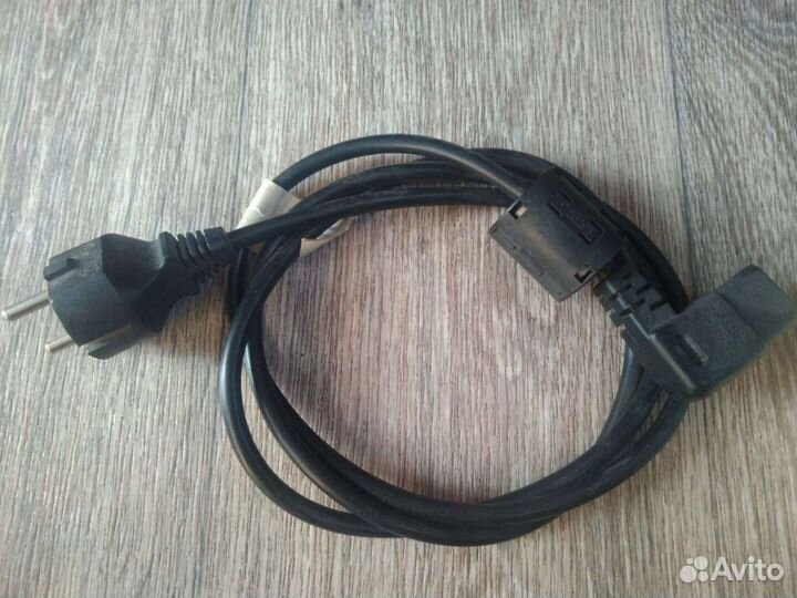 Сетевой кабель для компьютера