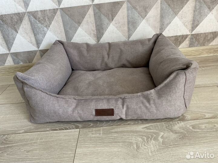 Лежанка для собак и кошек