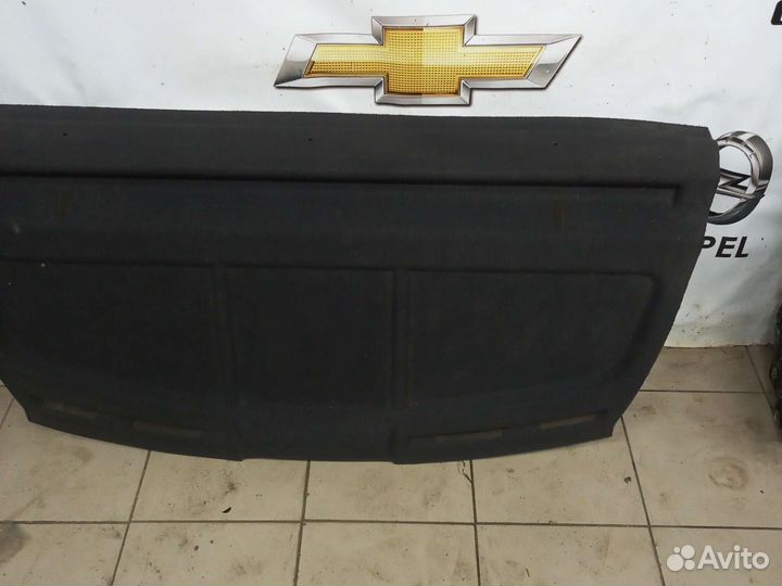 Задняя полка Опель Астра Н седан