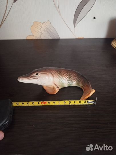 Статуэтка щука
