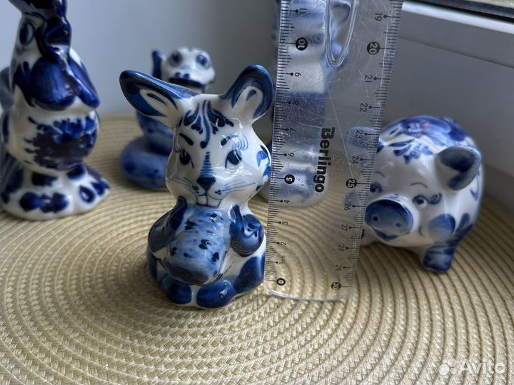 Фигурки животных гжель