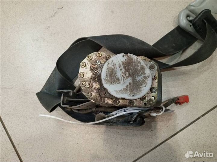 Ремень безопасности передний левый Mitsubishi Paj