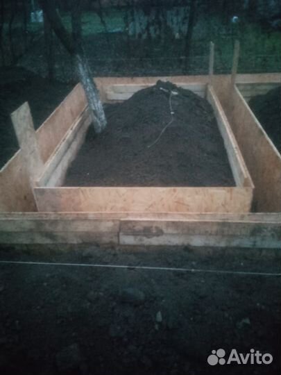 Копка траншей ям подвалов