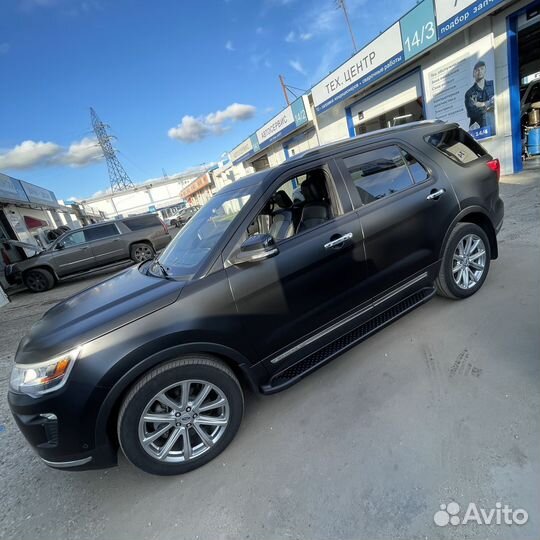 Пороги площадки Ford Explorer