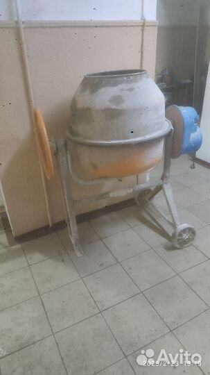 Бетономешалка бу 200 литров