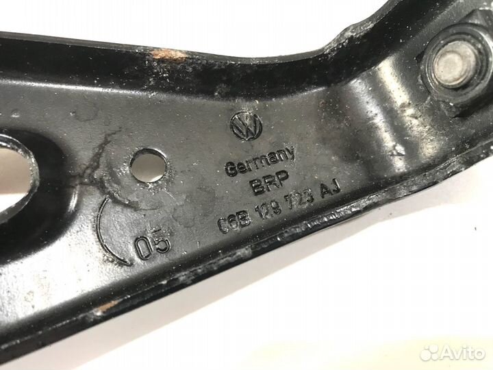 Кронштейн коллектора ALT Audi A4 B7