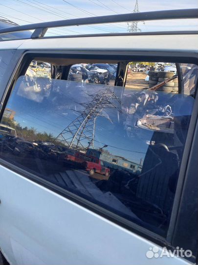 Стекло задней правой двери volkswagen sharan