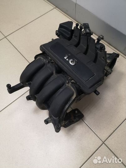 Впускной коллектор Golf Octavia A3 Passat 1.6 BSE
