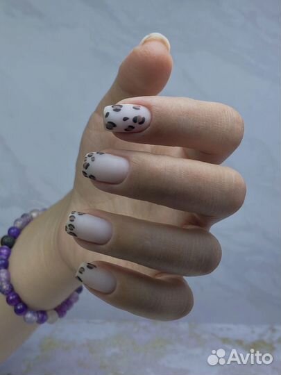 Маникюр с покрытием, наращивание ногтей