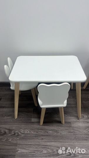 Детский стол и стул