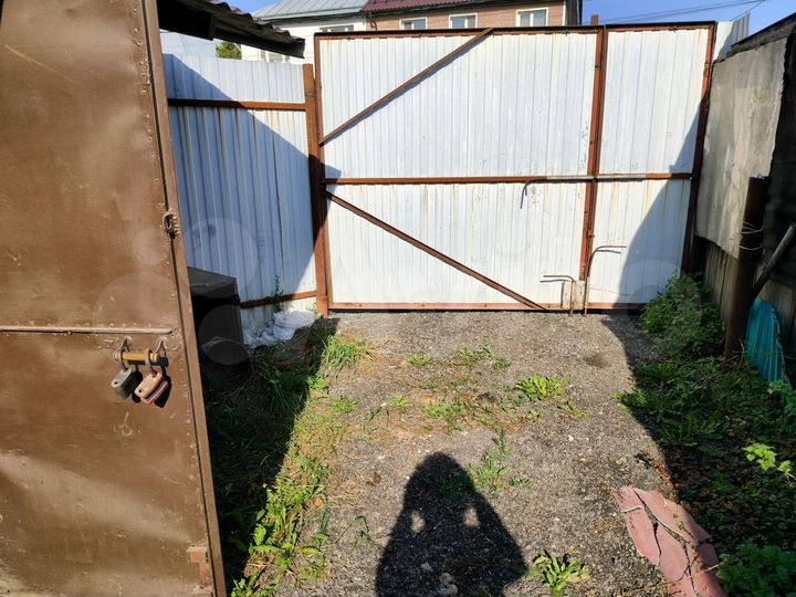 Гараж, > 30 м²