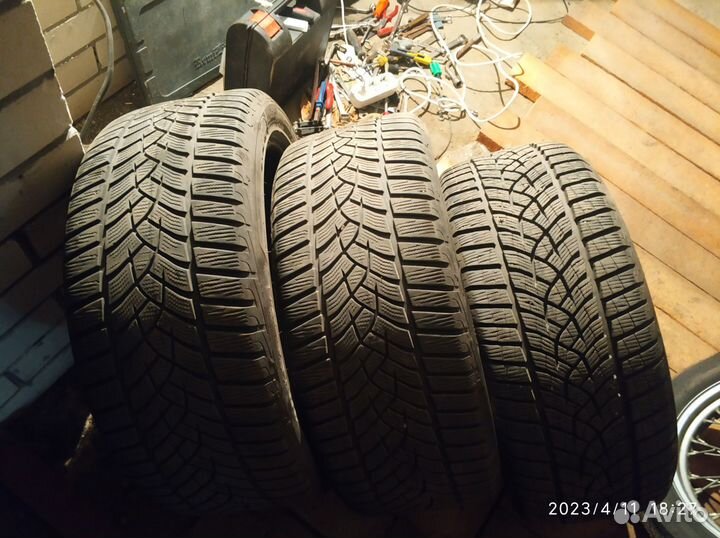 Goodyear UltraGrip Performance+ 235/45 R18