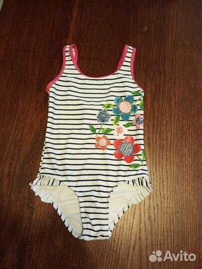 Купальник Англия George 5-6 лет