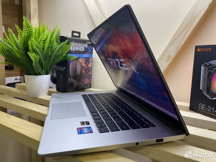 Мощный Ультрабук honor Ryzen5/SSD512