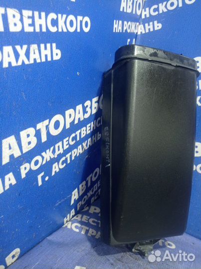 Крышка салонного фильтра Bmw E65 N62B44 2005