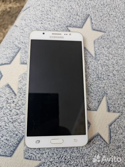 Samsung Galaxy J7 (2016), 2/16 ГБ