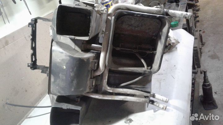 Отопитель Мерседес 123 в сборе