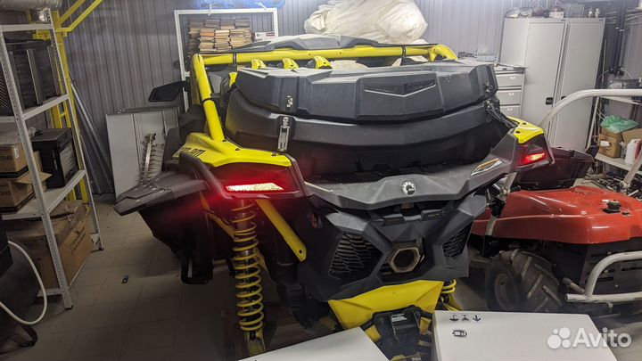 BRP Can-Am Maverick X MR Turbo RR