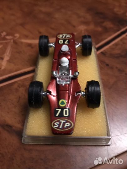 STP lotus Indy 56 пилот Грехам Хилл