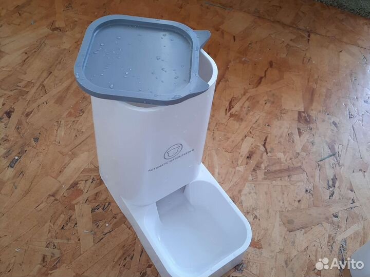 Набор поилка и кормушка для кошек и собак