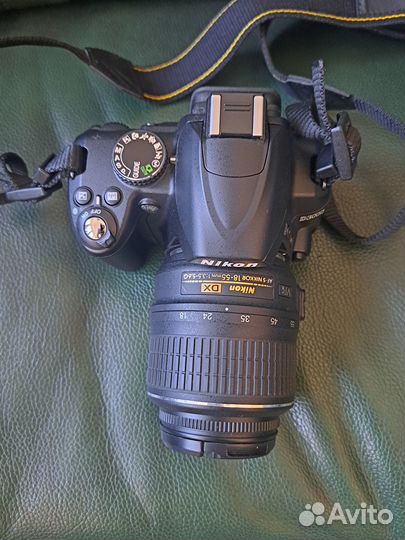 Зеркальный фотоаппарат nikon D3000