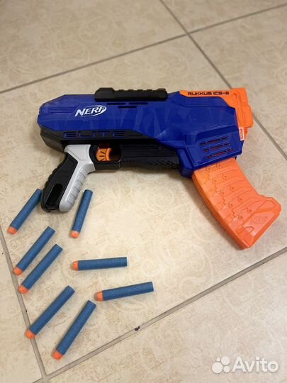 Nerf пистолет