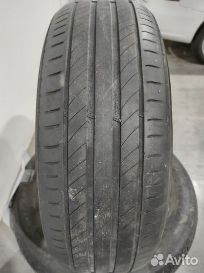 Michelin Primacy 4 215/60 R16