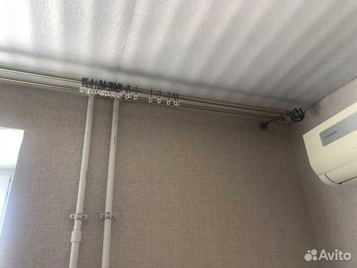 Карниз (6 м) (110 колец и 110 крючков)