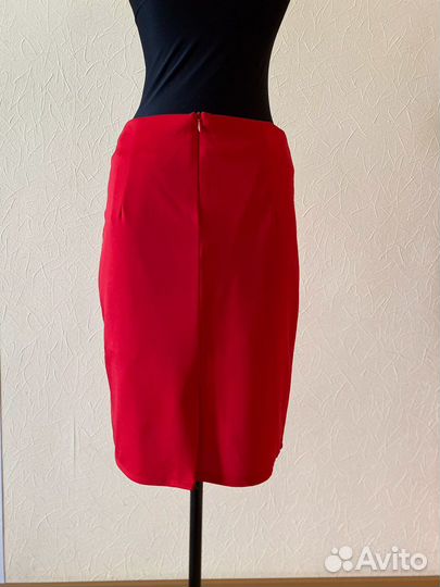 Юбка новая на змейке, есть подклад, 46р