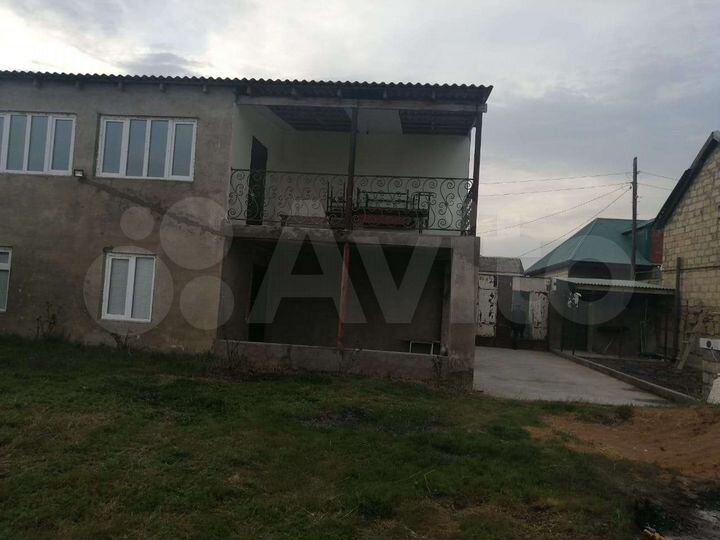 Дом 200 м² на участке 8 сот.