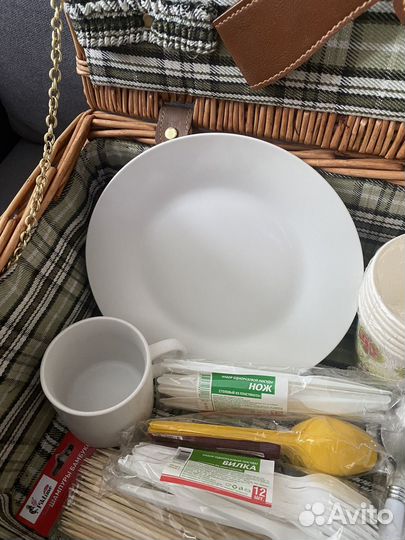 Корзина - набор для пикника