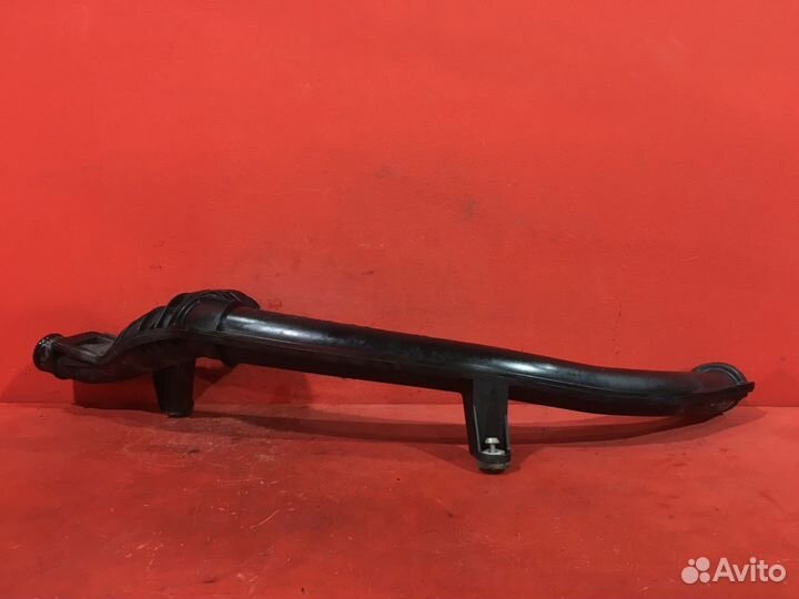 Патрубок интеркулера Volkswagen Touareg 2 (Nf) SUV