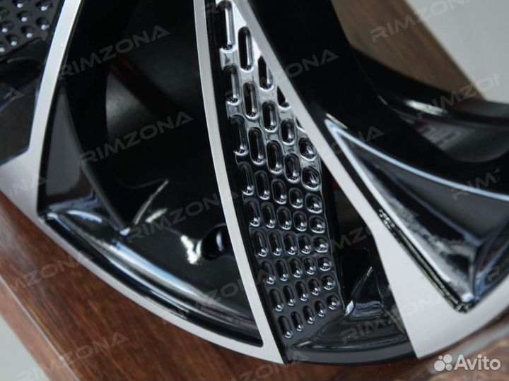 Литые диски RS7 R19 на Audi. Арт2528