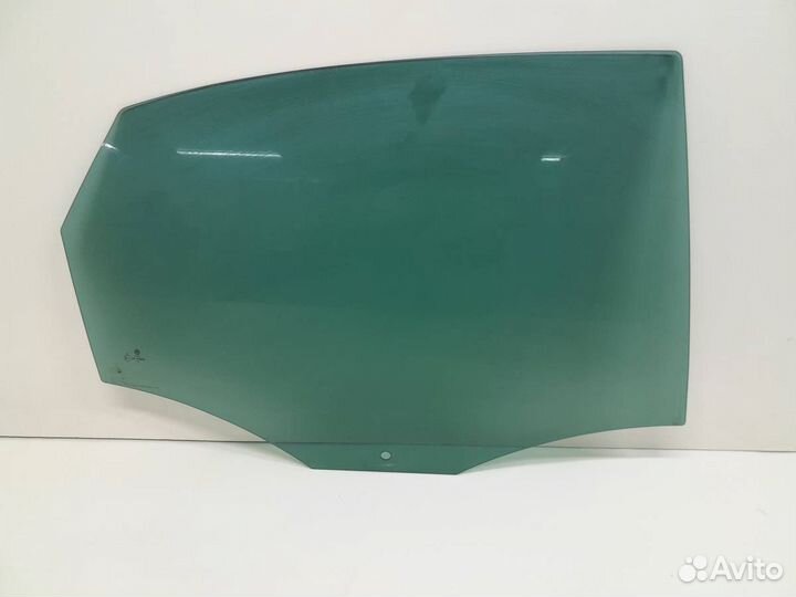 Стекло двери задней правой Volkswagen Polo MK5 201