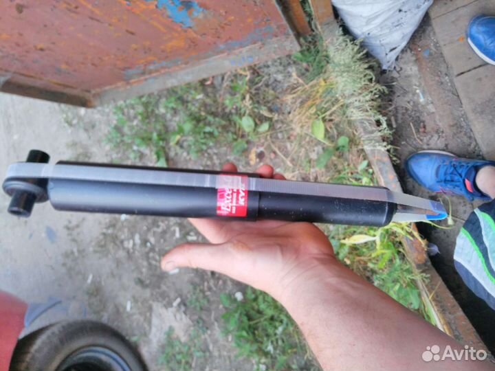 Амортизаторы KYB для Тойоты